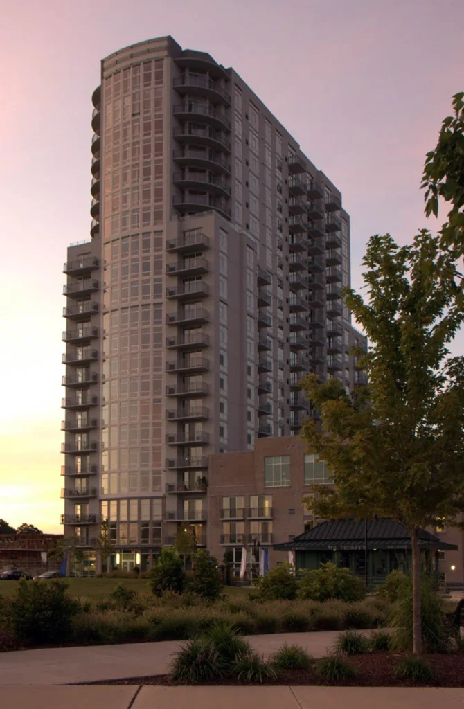 MF+HR 11105 Infinity+at+Harbor+Point CREDIT+Building+and+Land+Technology 2 Small