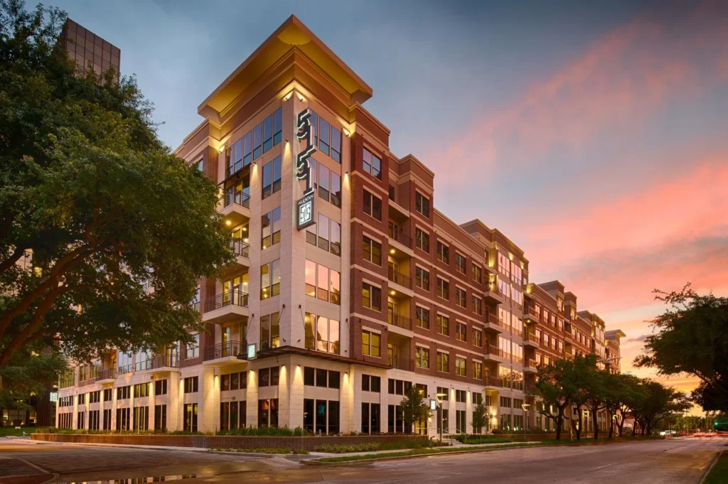 MF+MR 14347 Alexan+5151 CREDIT+Courtesy+of+Trammel+Crow+Residential Small 10