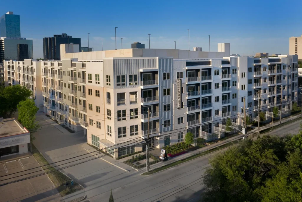 MF+MR 18032 Alta+West+Alabama Credit++©+Andrea+Grove Small 1