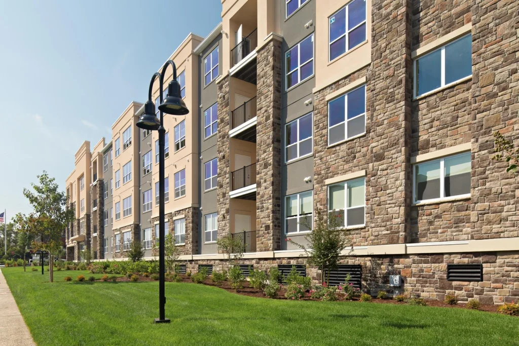 MF+MR Avalon+Rockville+Centre Credit+AvalonBay+Communities Small 10