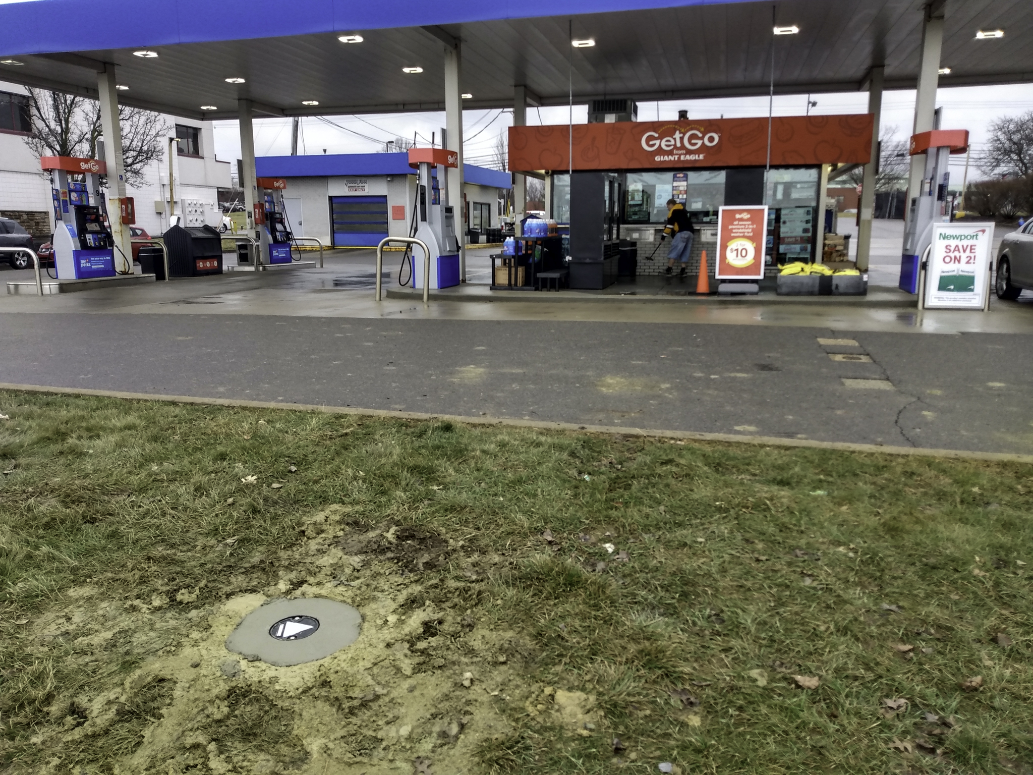 E 161905 GetGo 3131 Cranberry PA 32 Small