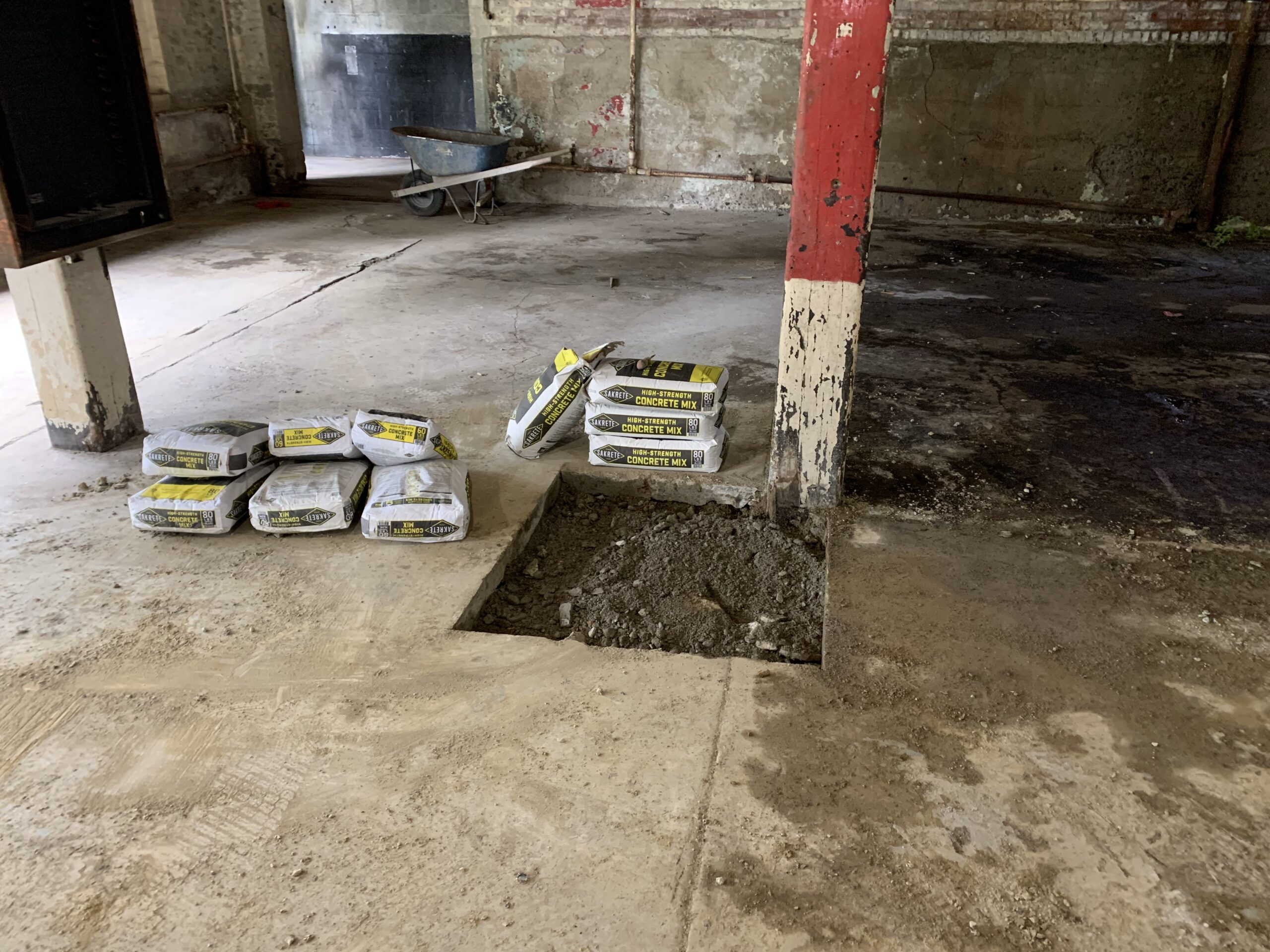 E 560532 58 Parker Ave 2021 10 11 SSDS or Vapor Test Pit (2)