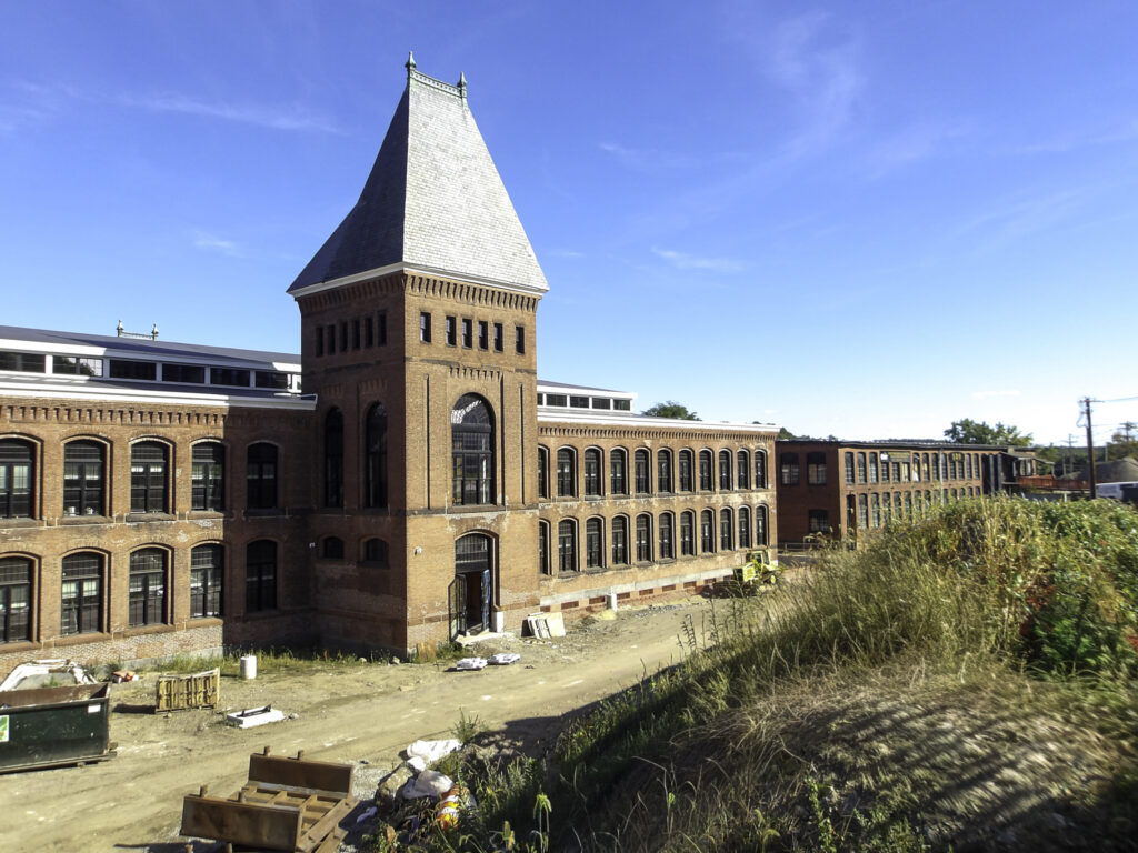 S 21058 South Mill Small 4