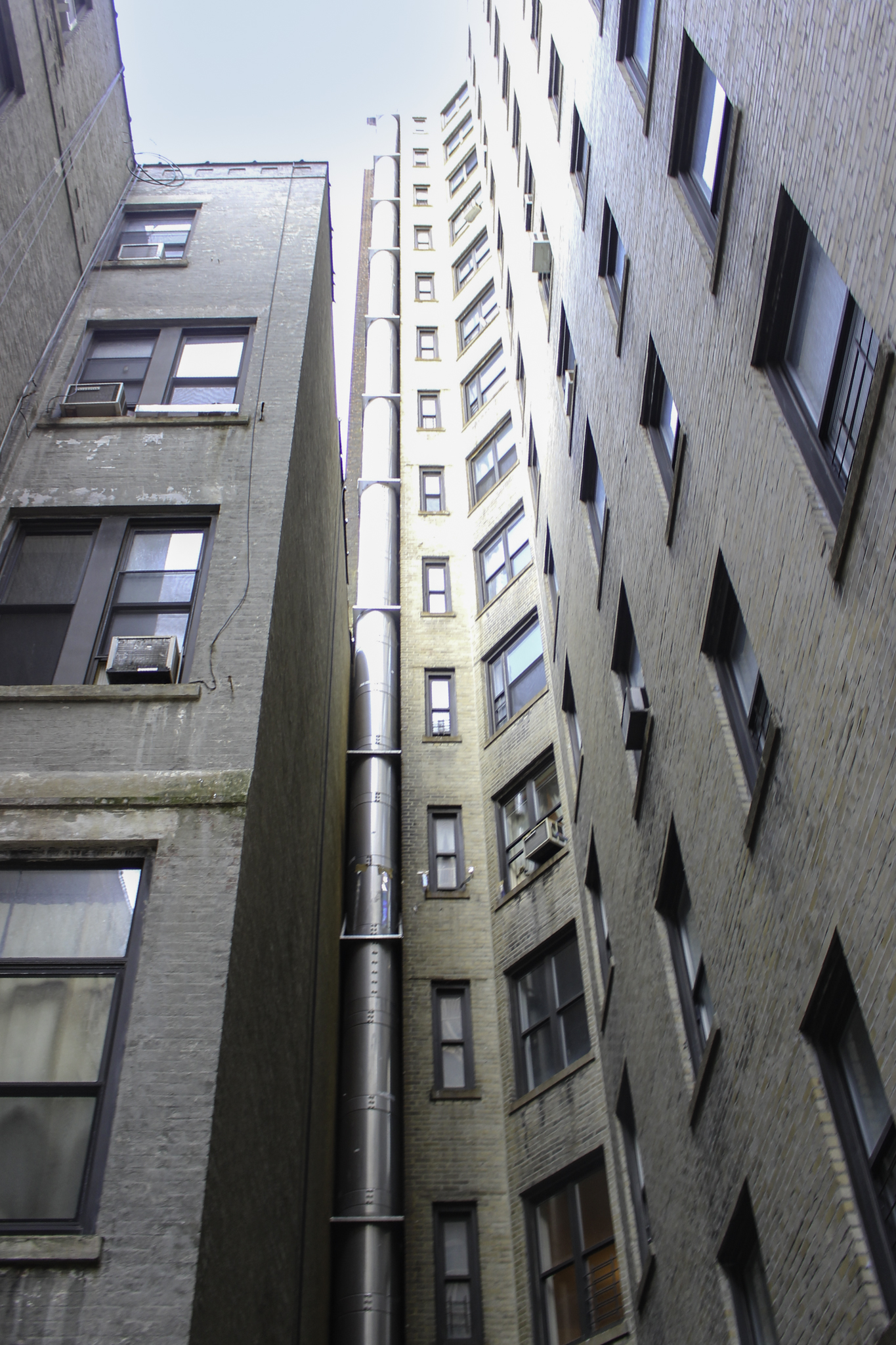 S 500085.002 West End Avenue facade Small 10